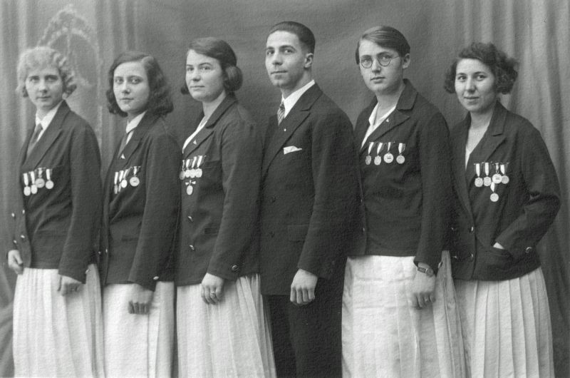 1931 – 